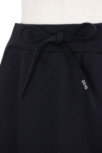 SY32のスカート