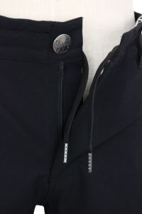 ガッチャゴルフのパンツ