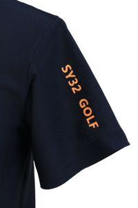 エスワイサーティトゥのハイネックシャツ