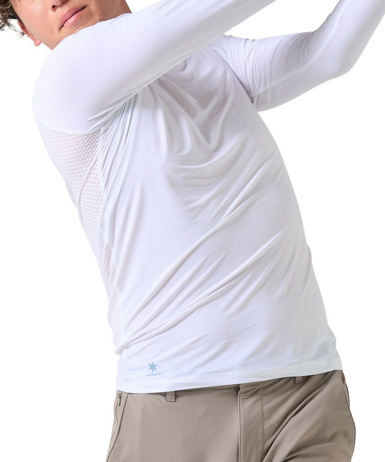 ゼロフィットのハイネックシャツ