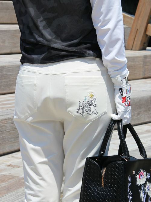 MUスポーツのパンツ