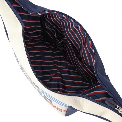 クランク日本正規品のカートバッグ