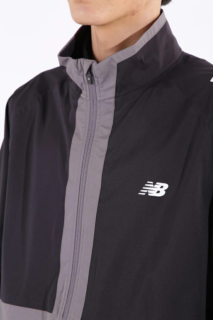 ニューバランスゴルフのレインブルゾン＆レインパンツ