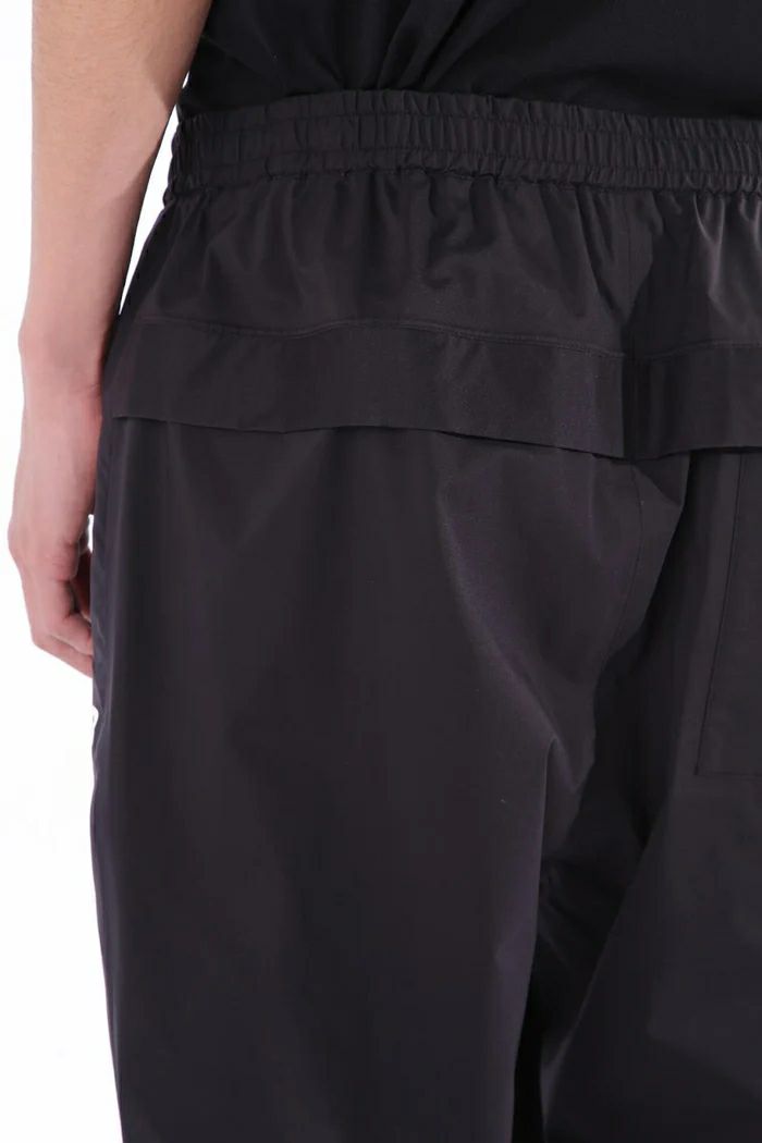 ニューバランスゴルフのレインブルゾン＆レインパンツ