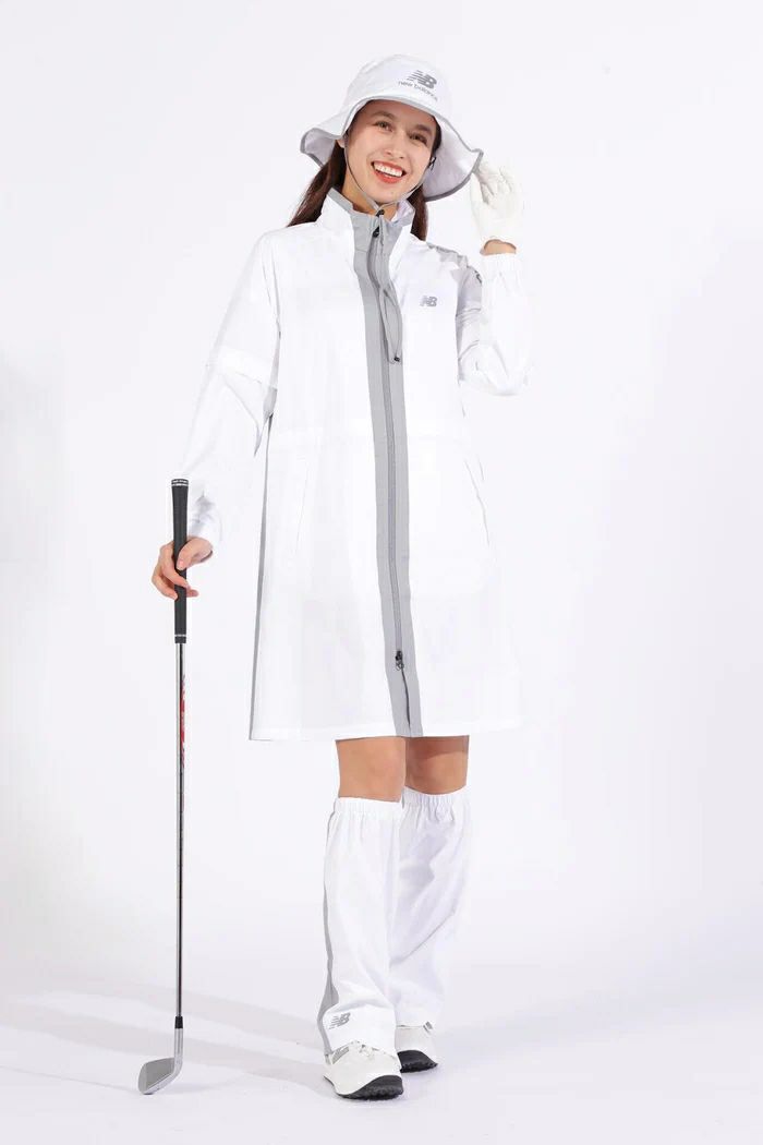 ニューバランスゴルフのレインワンピース