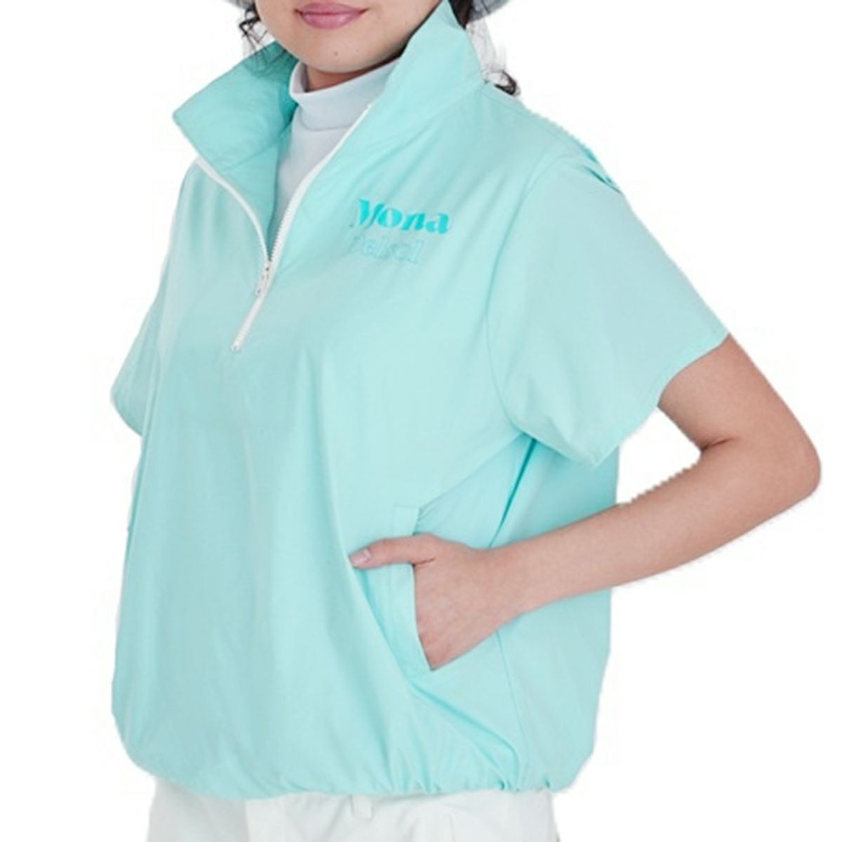 モナデルソルのポロシャツ