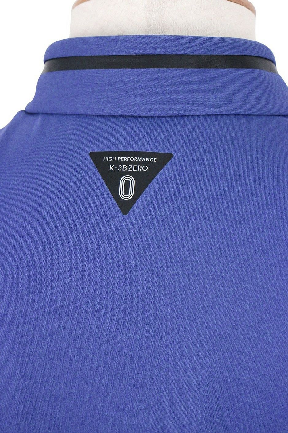 ケースリービーゼロのポロシャツ