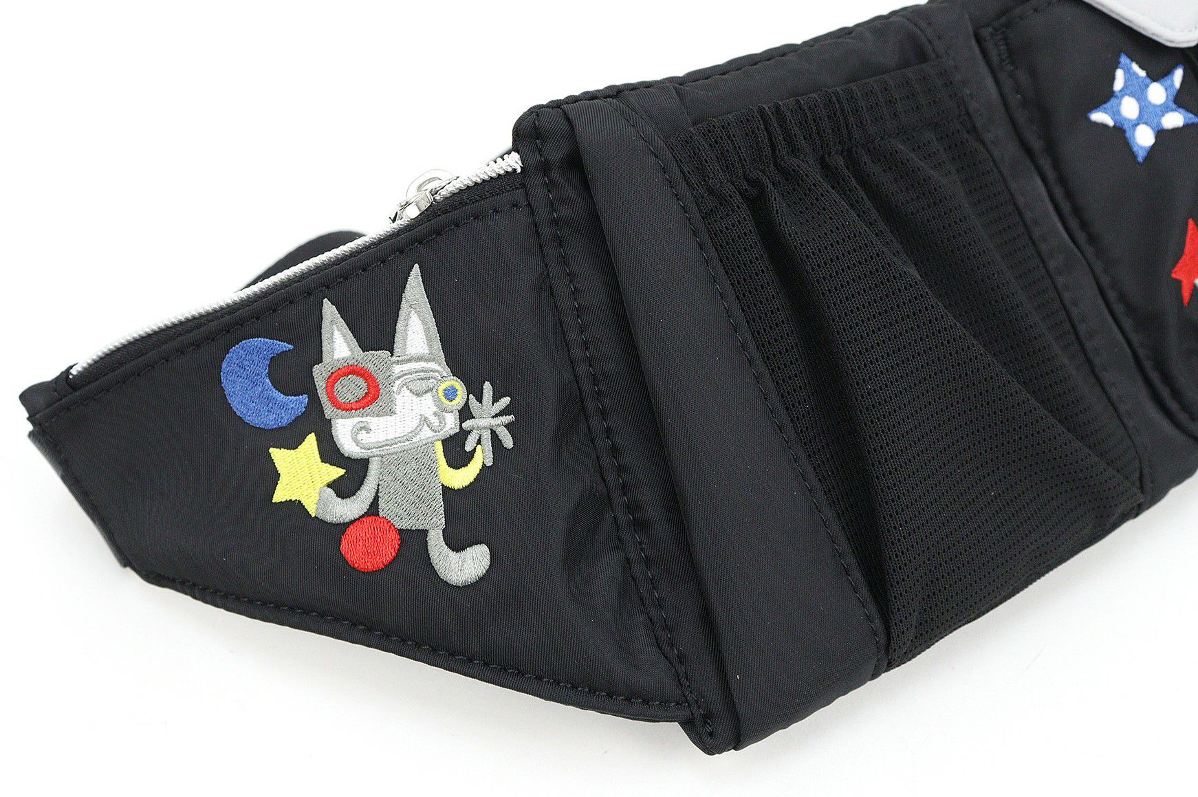 MUスポーツのウエストポーチ