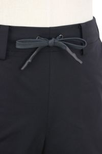 アンドゴルフのパンツ
