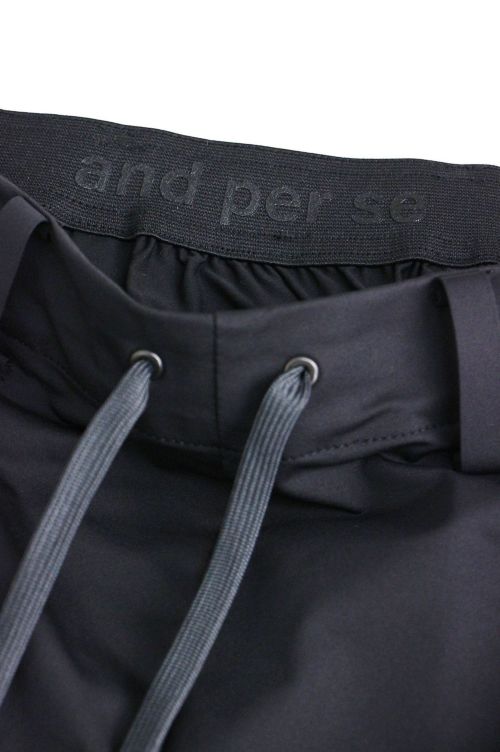アンドゴルフのパンツ