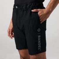 バンデルのショートパンツ
