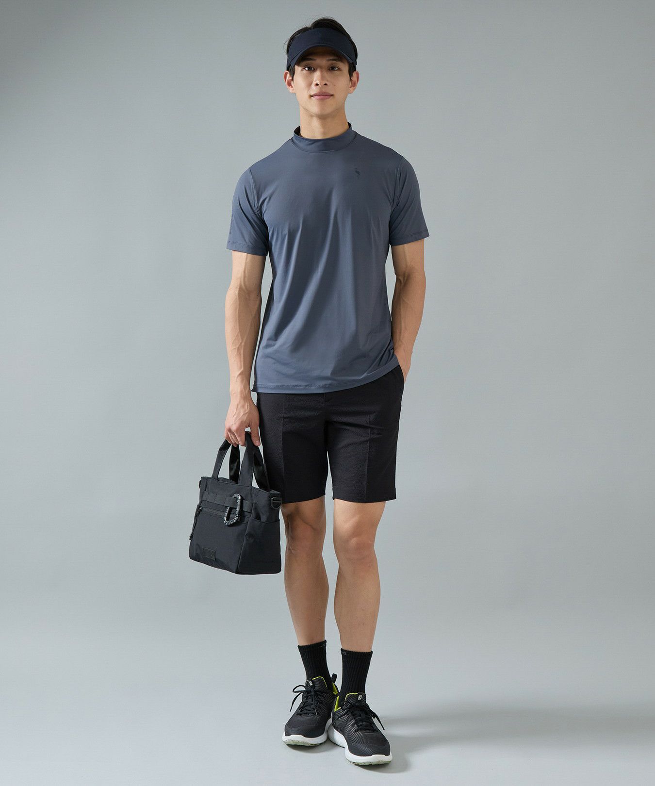 ジュン＆ロペのハイネックシャツ