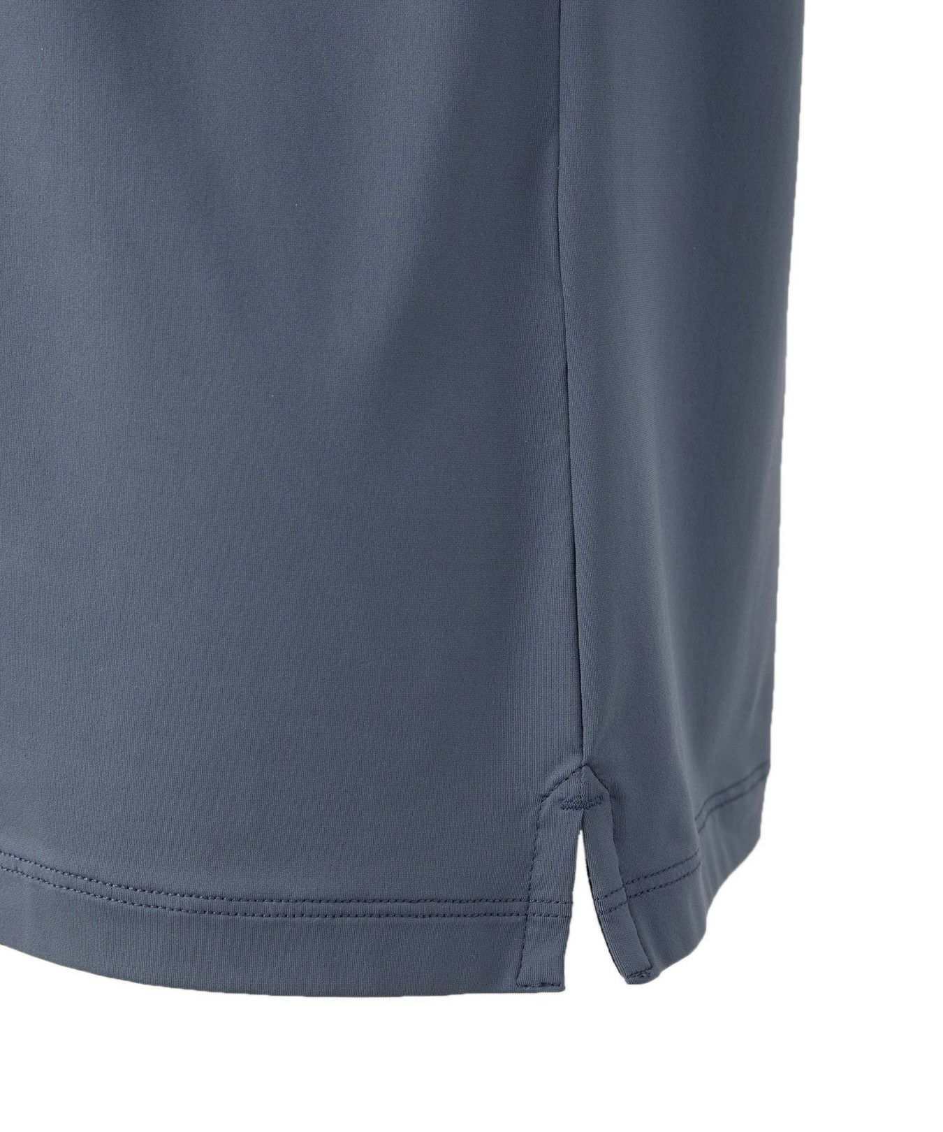 ジュン＆ロペのハイネックシャツ