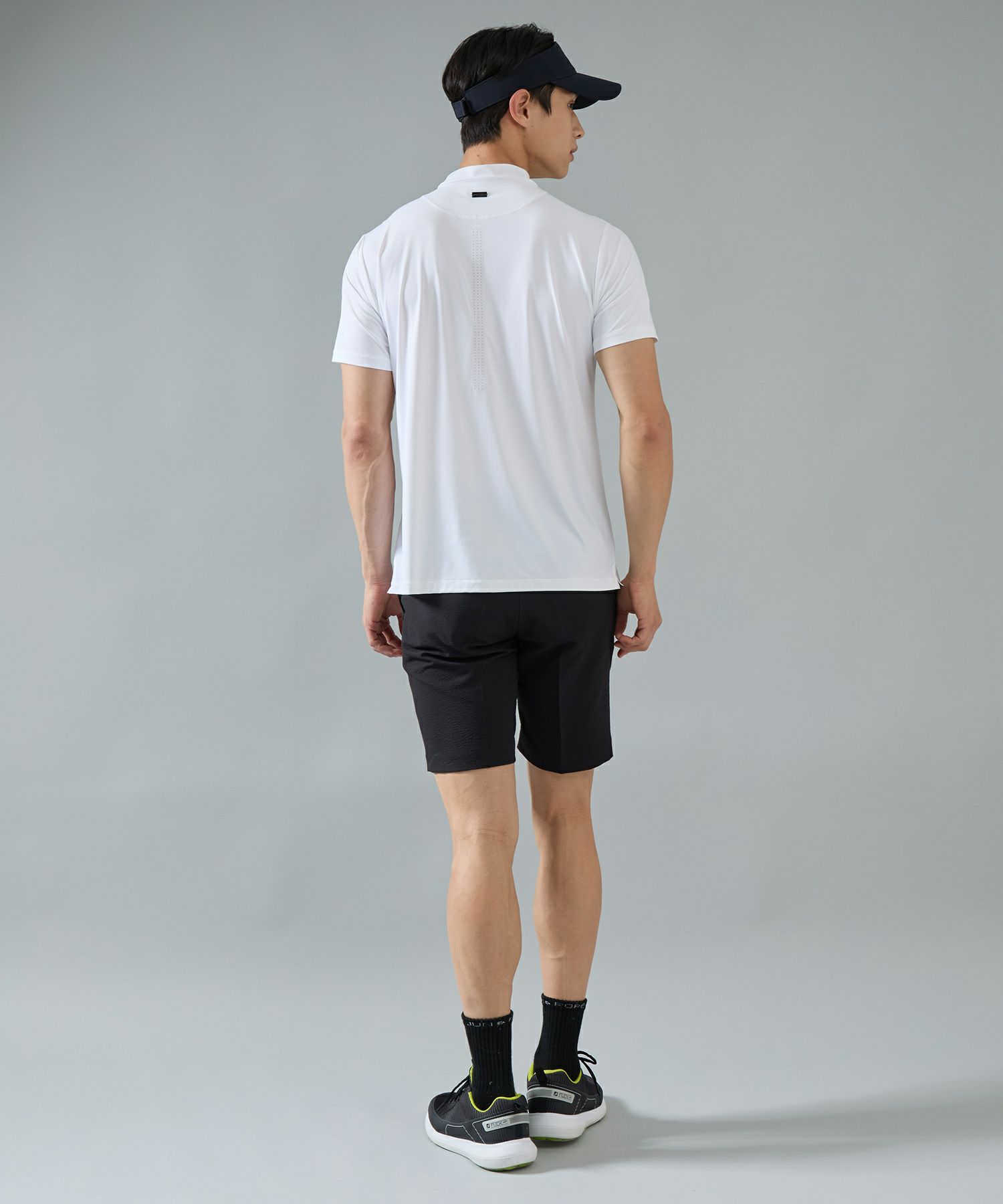 ジュン＆ロペのハイネックシャツ