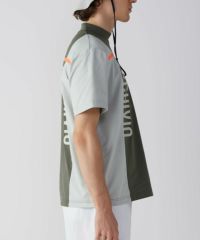 アルチビオのハイネックシャツ