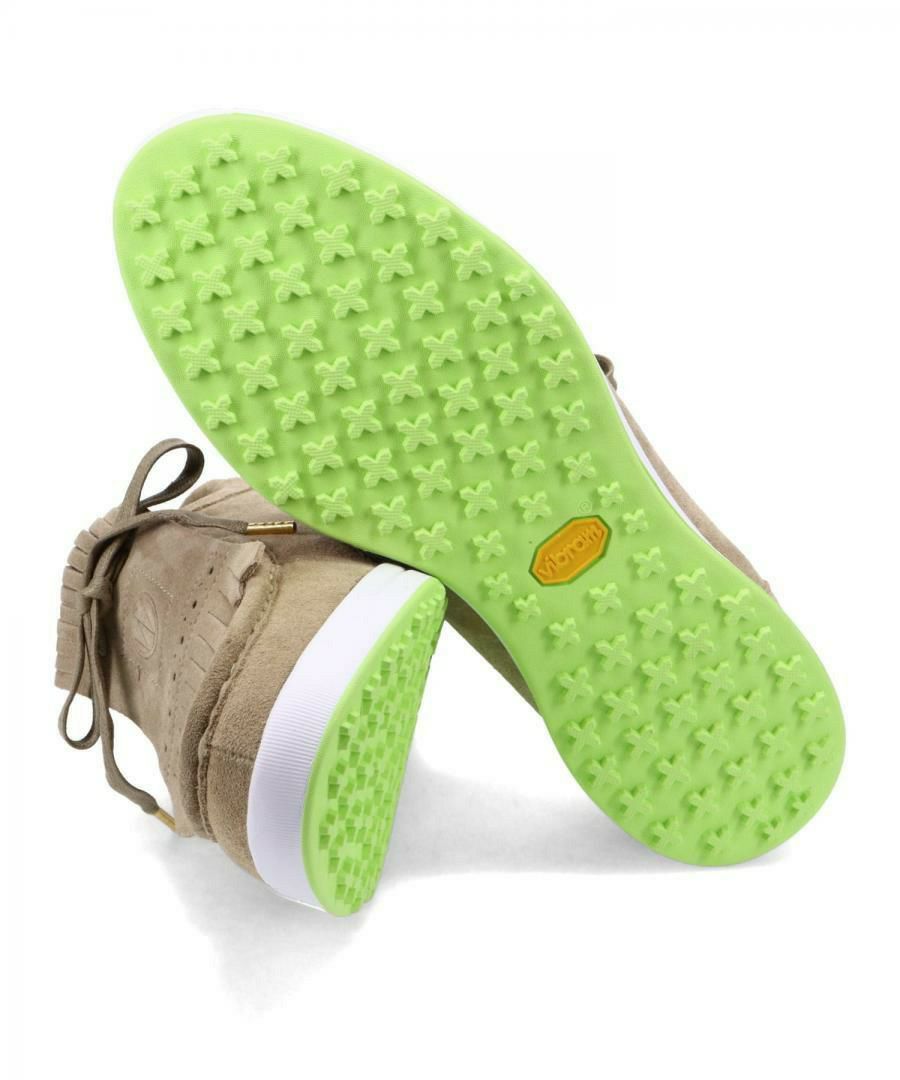 フープレイのシューズ