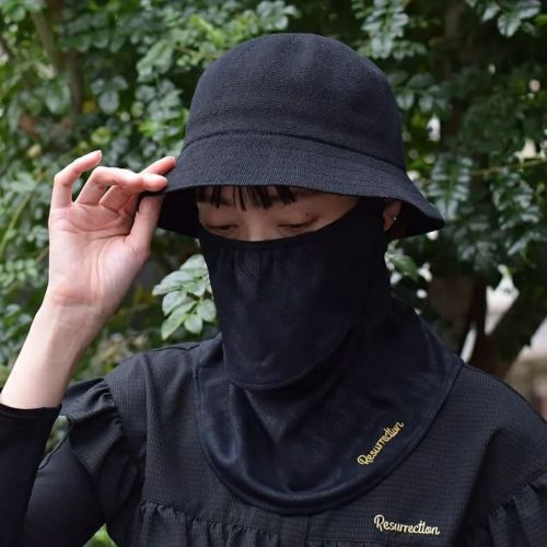 レザレクションのフェイスカバー