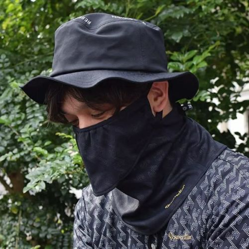 レザレクションのフェイスカバー