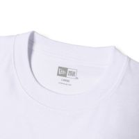 ニューエラのTシャツ