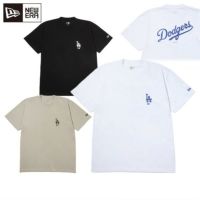 ニューエラのTシャツ