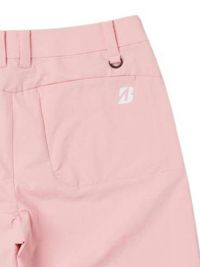 ブリヂストンゴルフのショートパンツ