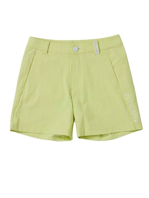 ブリヂストンゴルフのショートパンツ
