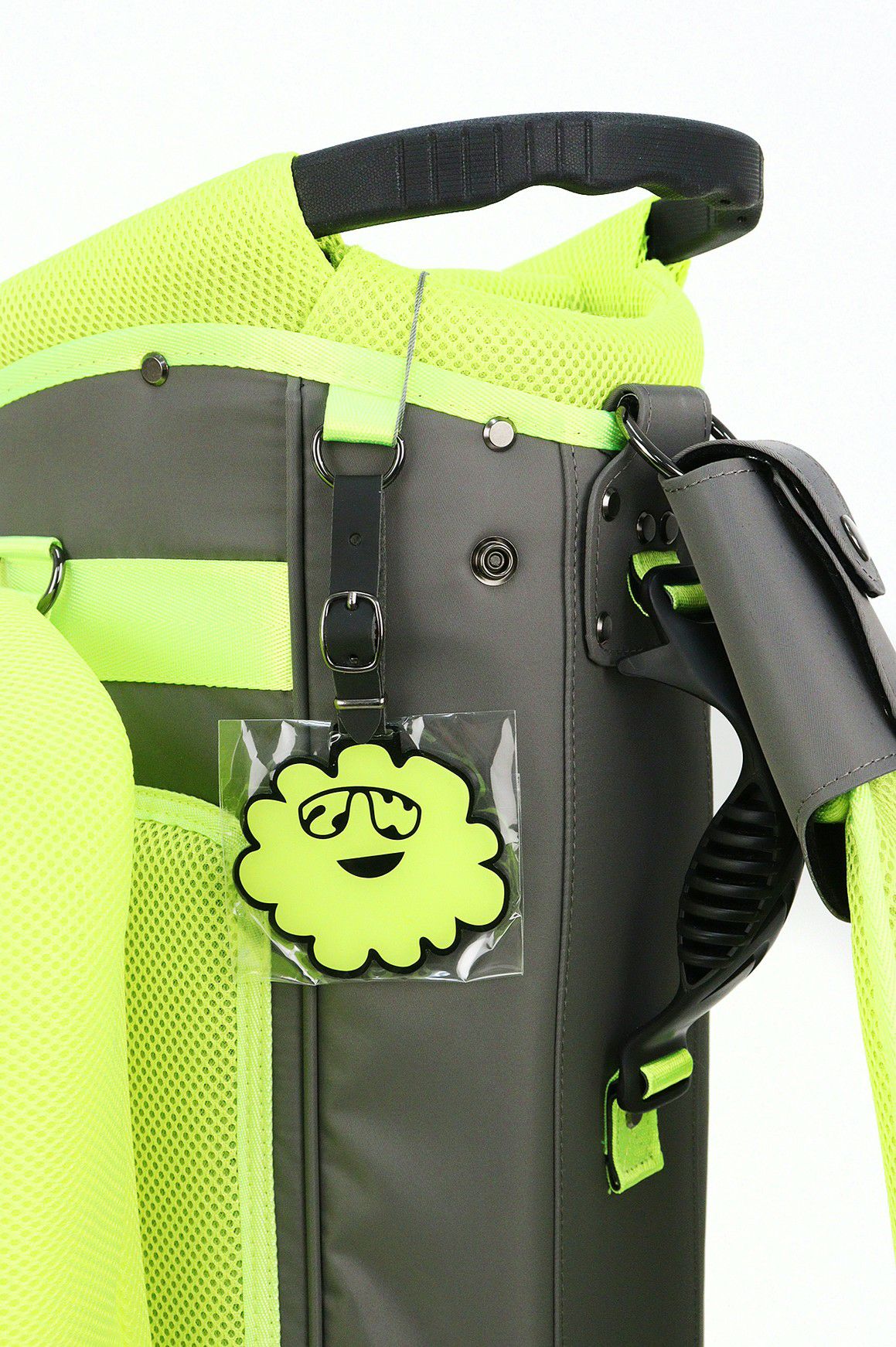 ピーダブリュサーキュラスのキャディバッグ