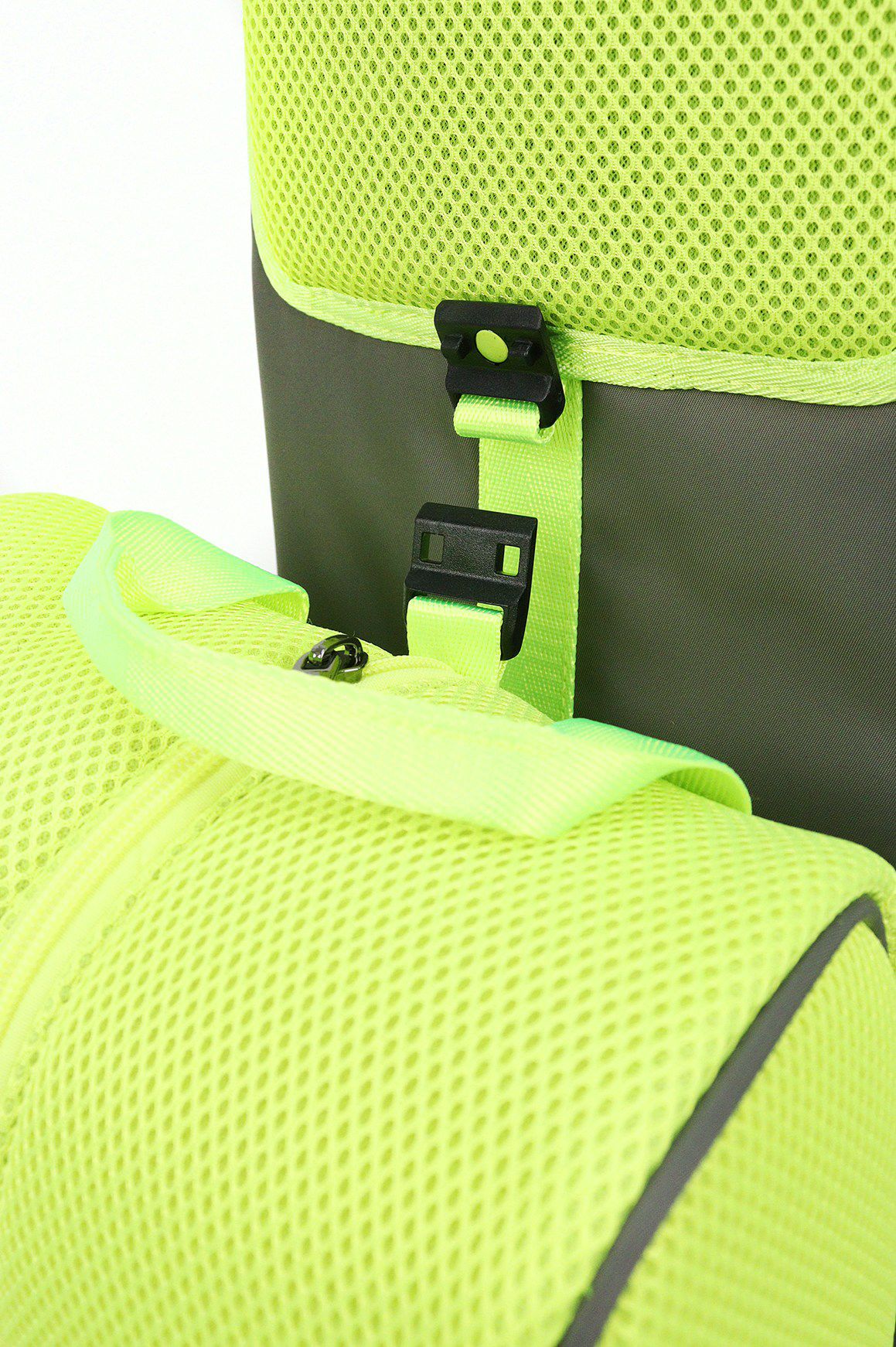 ピーダブリュサーキュラスのキャディバッグ