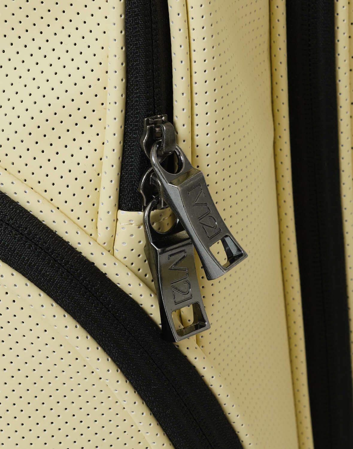 ヴィトゥエルブのキャディバッグ