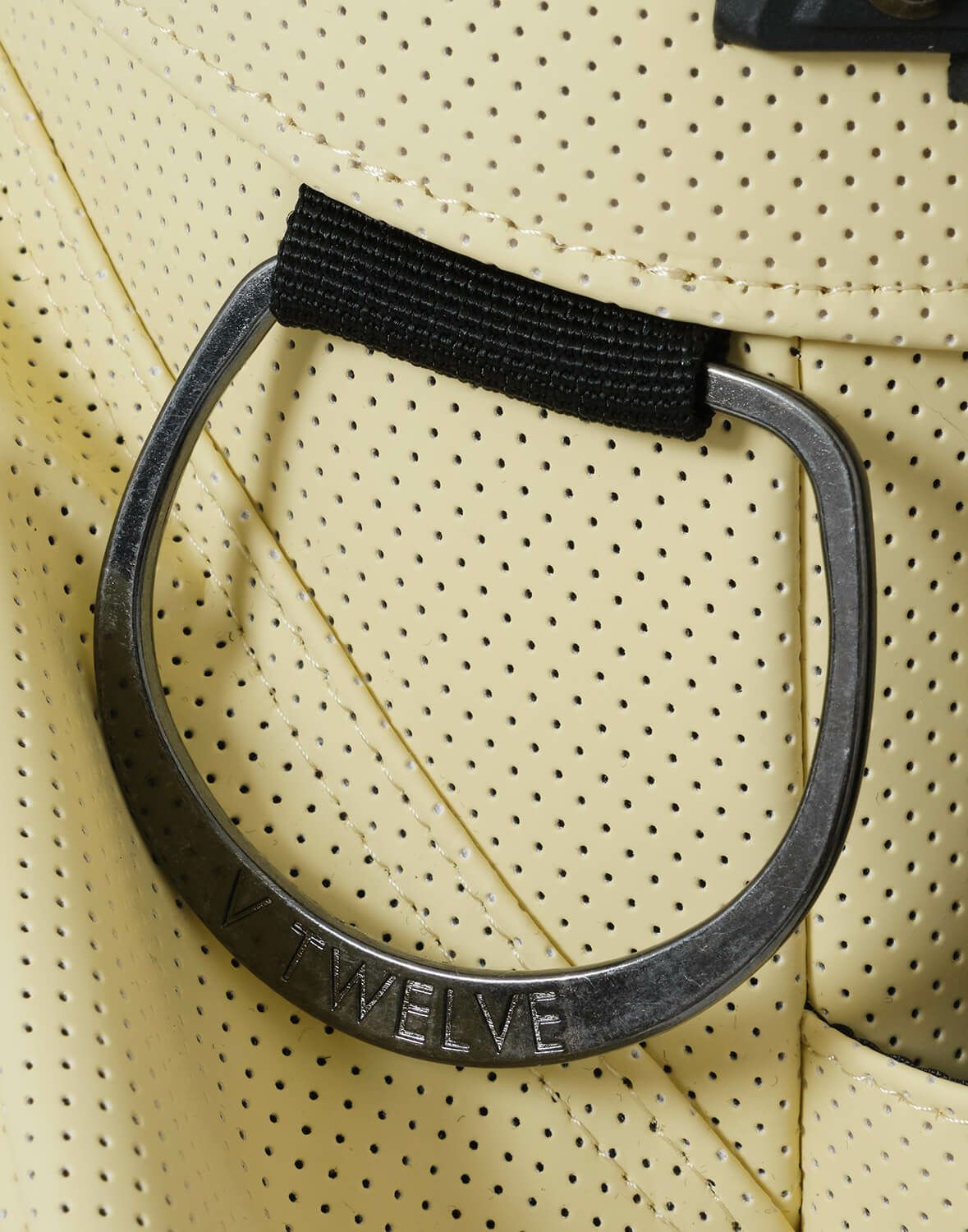 ヴィトゥエルブのキャディバッグ