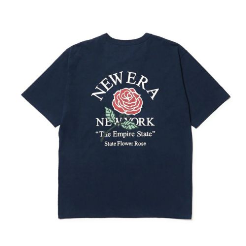 ニューエラのTシャツ