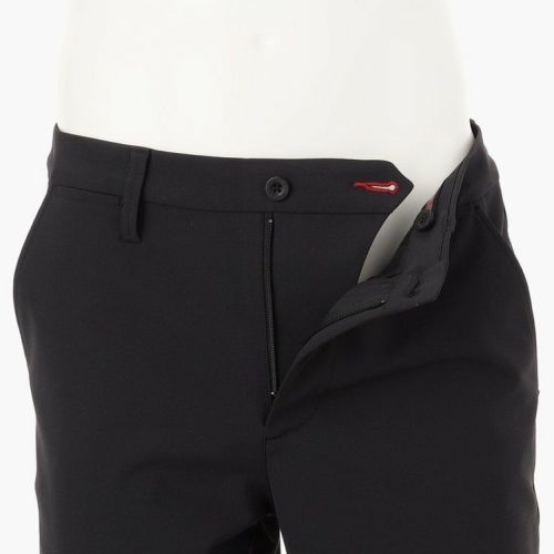 ブリーフィングのショートパンツ