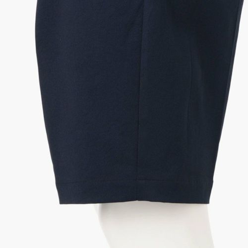 ブリーフィングのショートパンツ