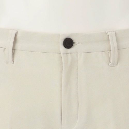 ブリーフィングゴルフのショートパンツ