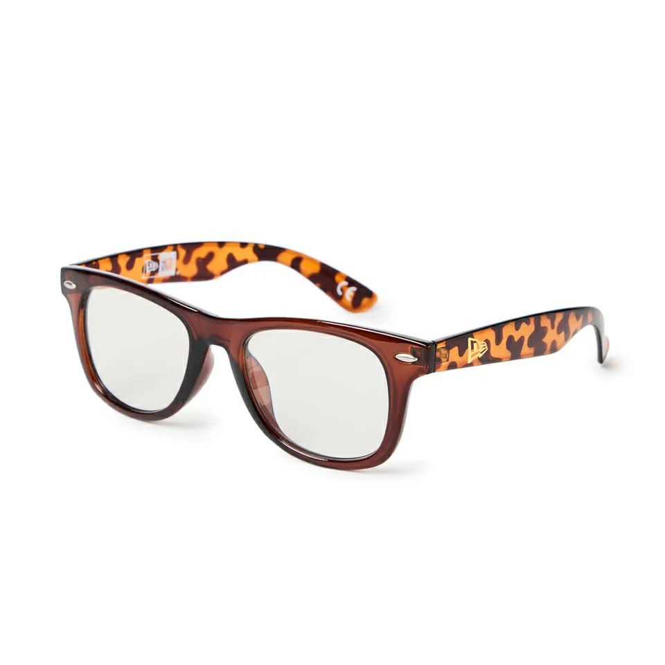 ニューエラのサングラス