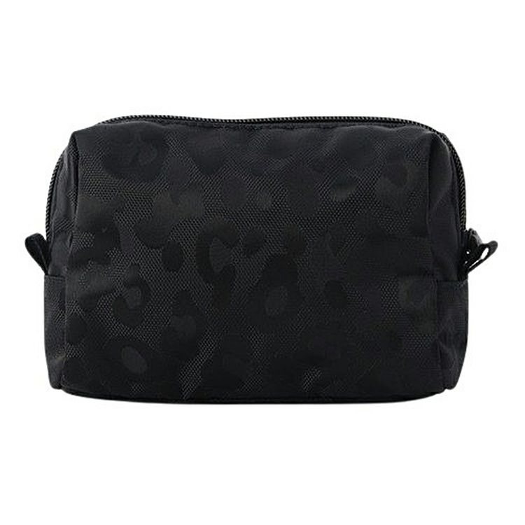 ブリーフィングゴルフのカートポーチ