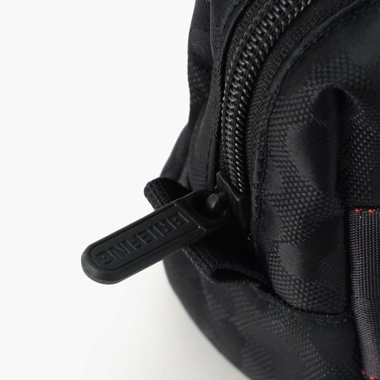 ブリーフィングゴルフのカートポーチ