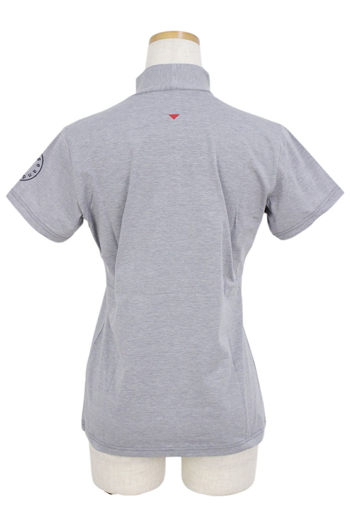 アンパスィのハイネックシャツ