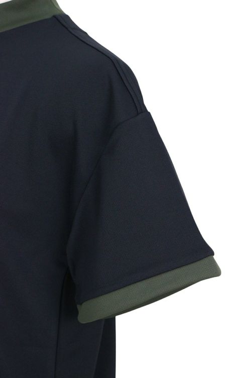 レザレクションのハイネックシャツ
