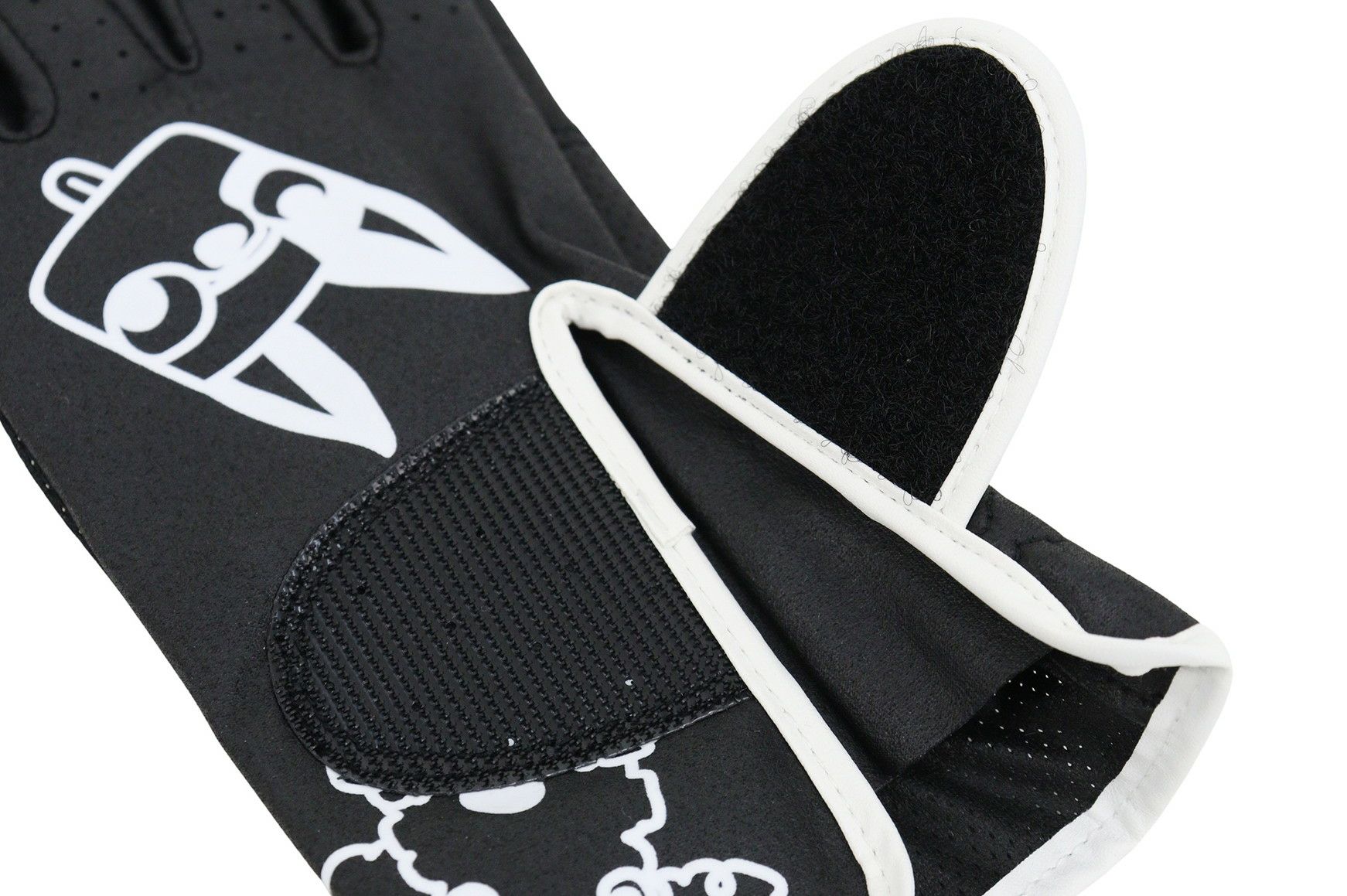 MUスポーツのグローブ