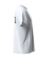 ピンのTシャツ