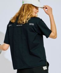 ピーダブリュサーキュラスのハイネックシャツ