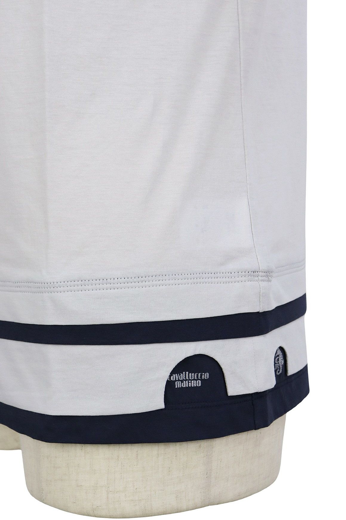 カヴァッルッチョマリーノのTシャツ