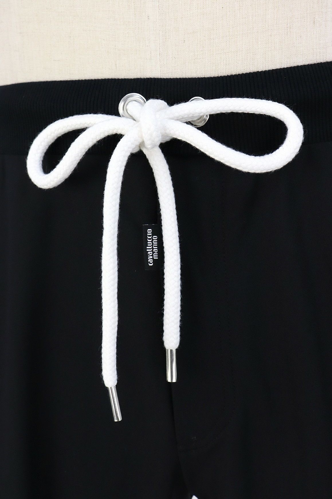 カヴァッルッチョマリーノのブルゾン＆パンツ