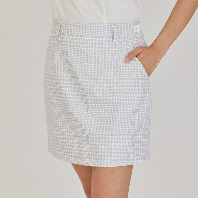 デルソルゴルフのスカート