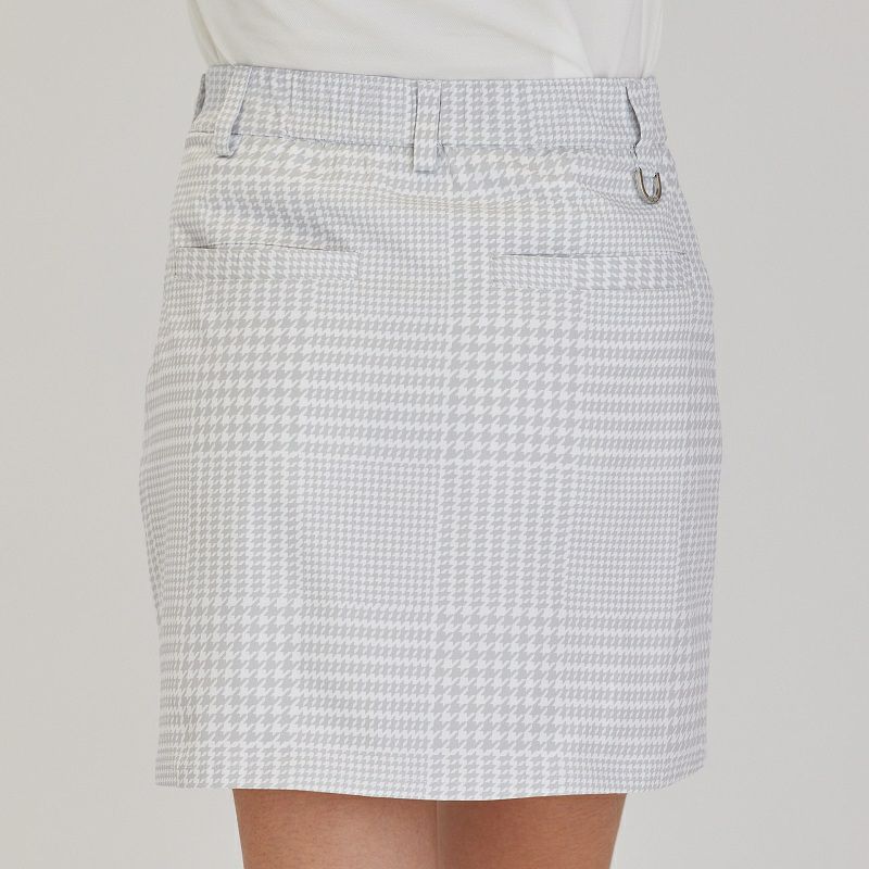 デルソルゴルフのスカート