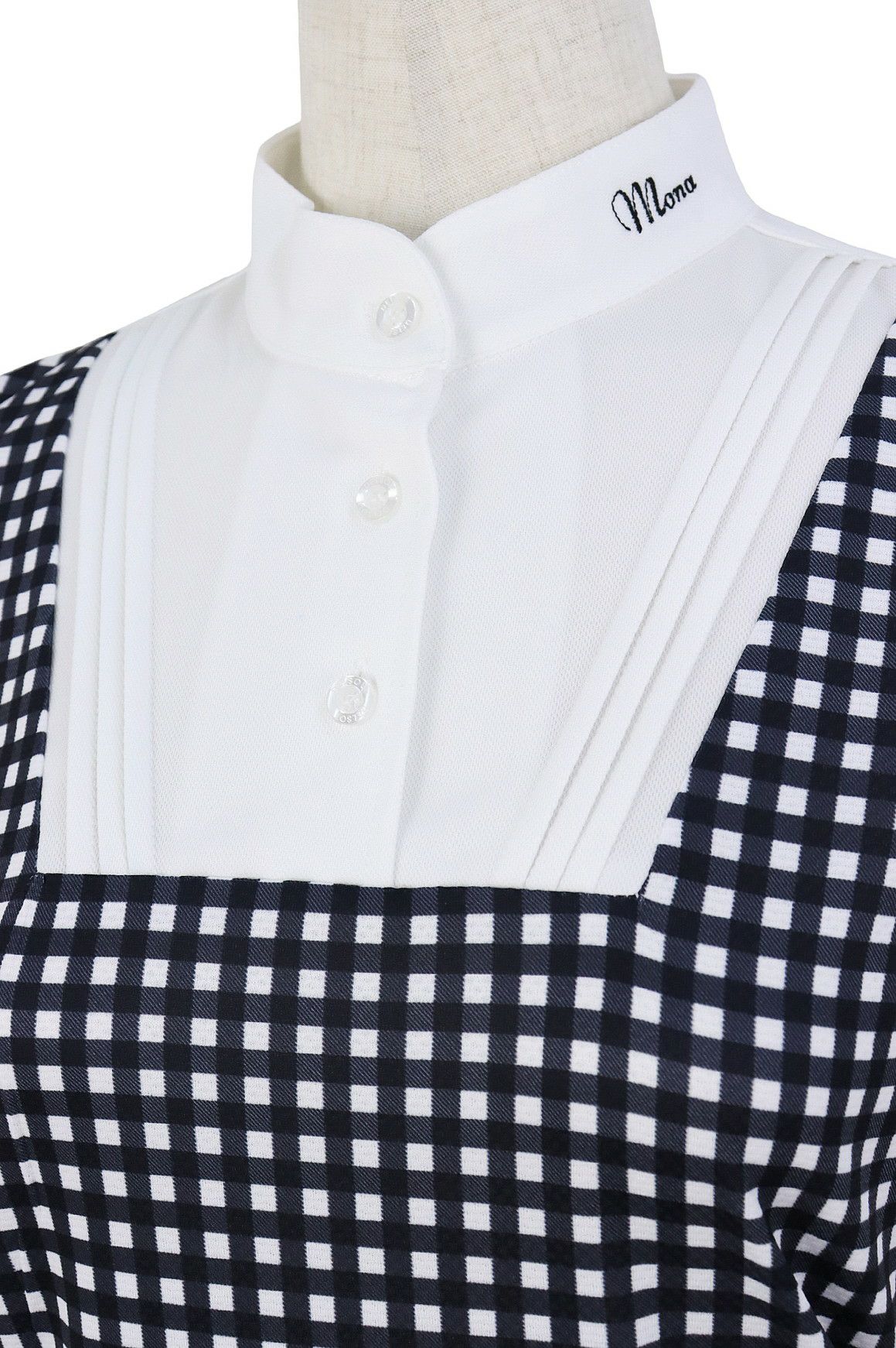 モナデルソルのポロシャツ