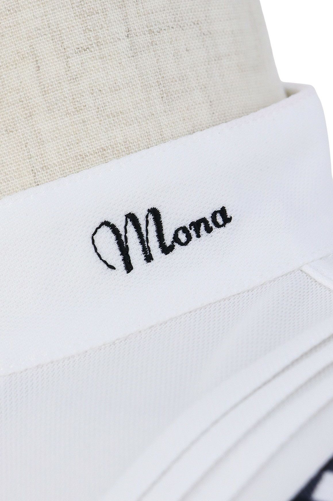 モナデルソルのポロシャツ