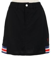 T-MACのスカート