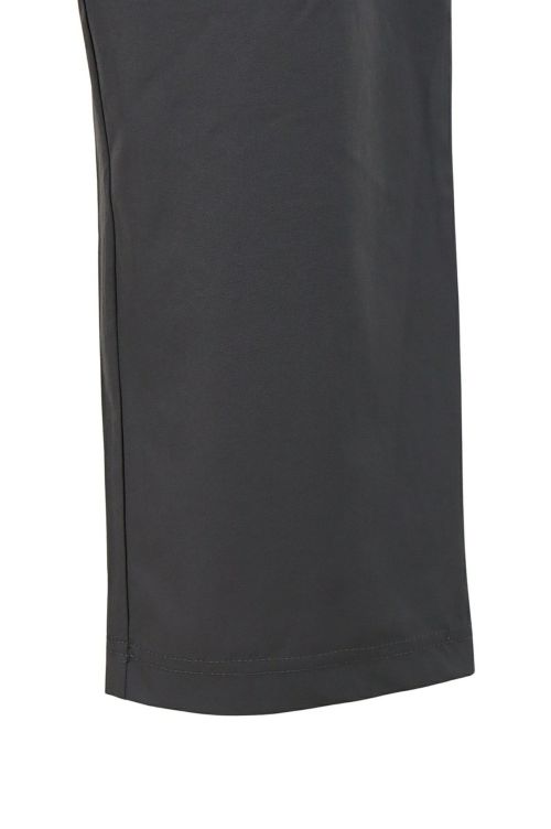 ティーマックのロングパンツ